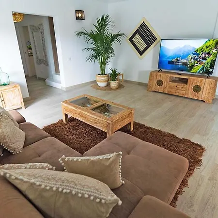 Villa Tenerife Deluxe *